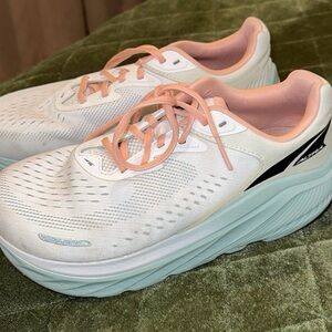 Altra White and Pink Athletic Shoes with Maximal Cushioning
